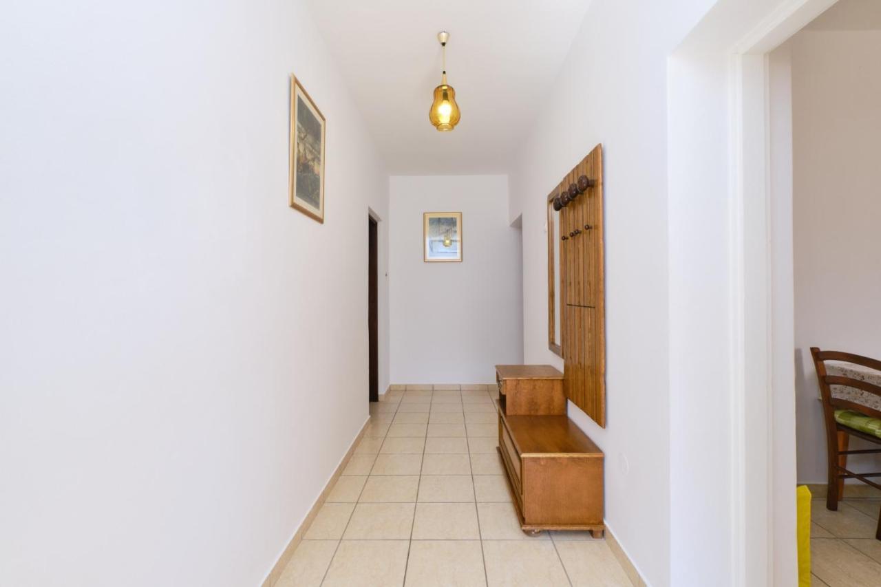 Apartments Blanka เนเรซีน ภายนอก รูปภาพ